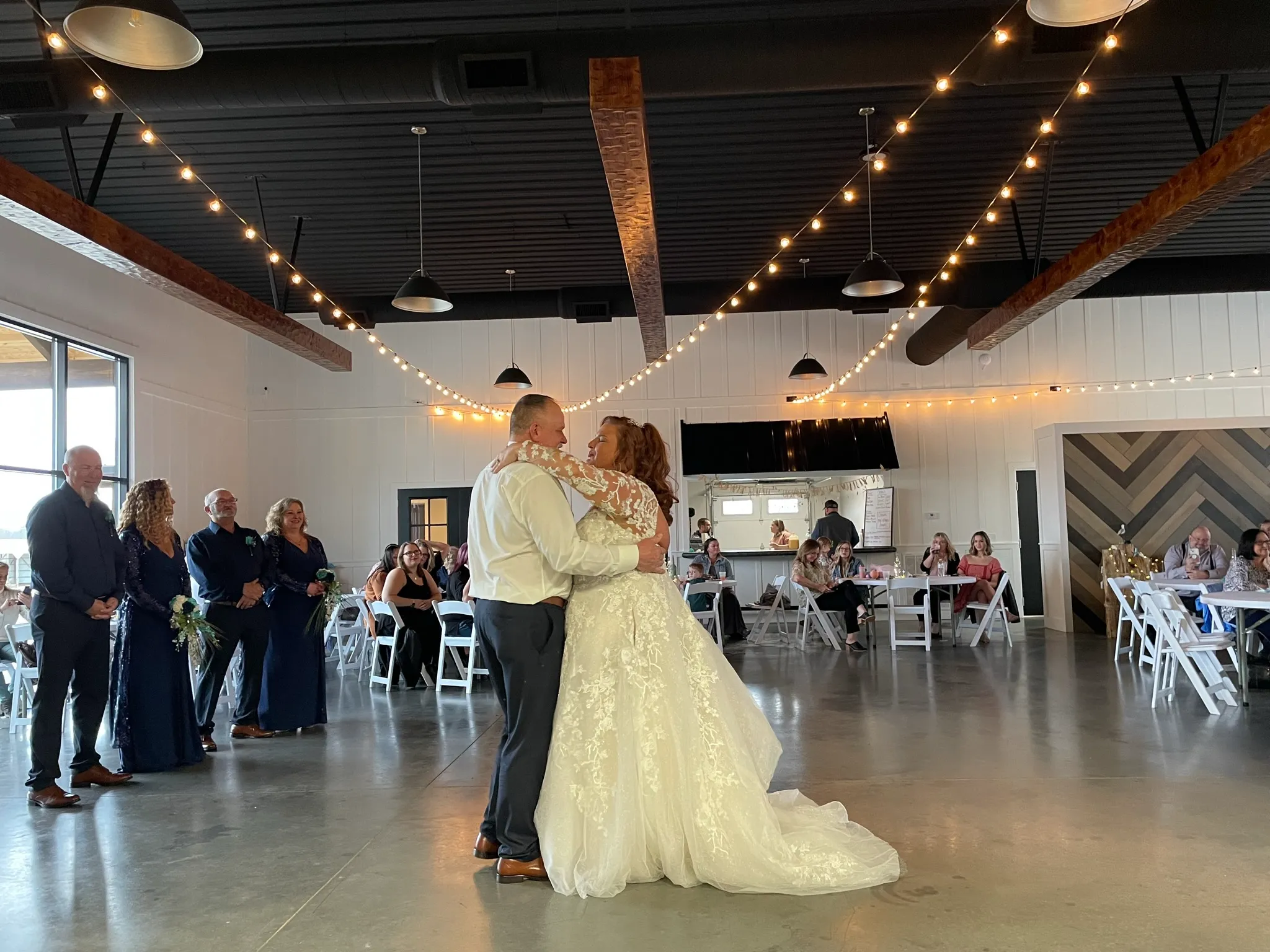 First dance wedding reception at Mahr Park Arboretum Madisonville KY - Crunk DJ