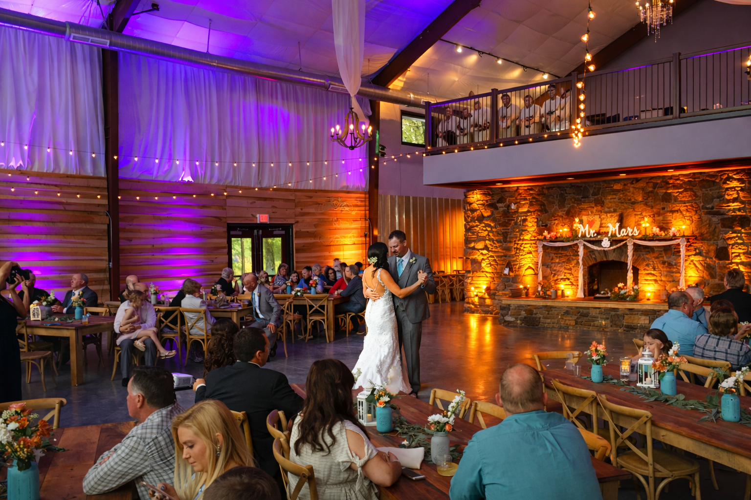 First dance with professional uplighting at Burdoc Farms near Princeton KY