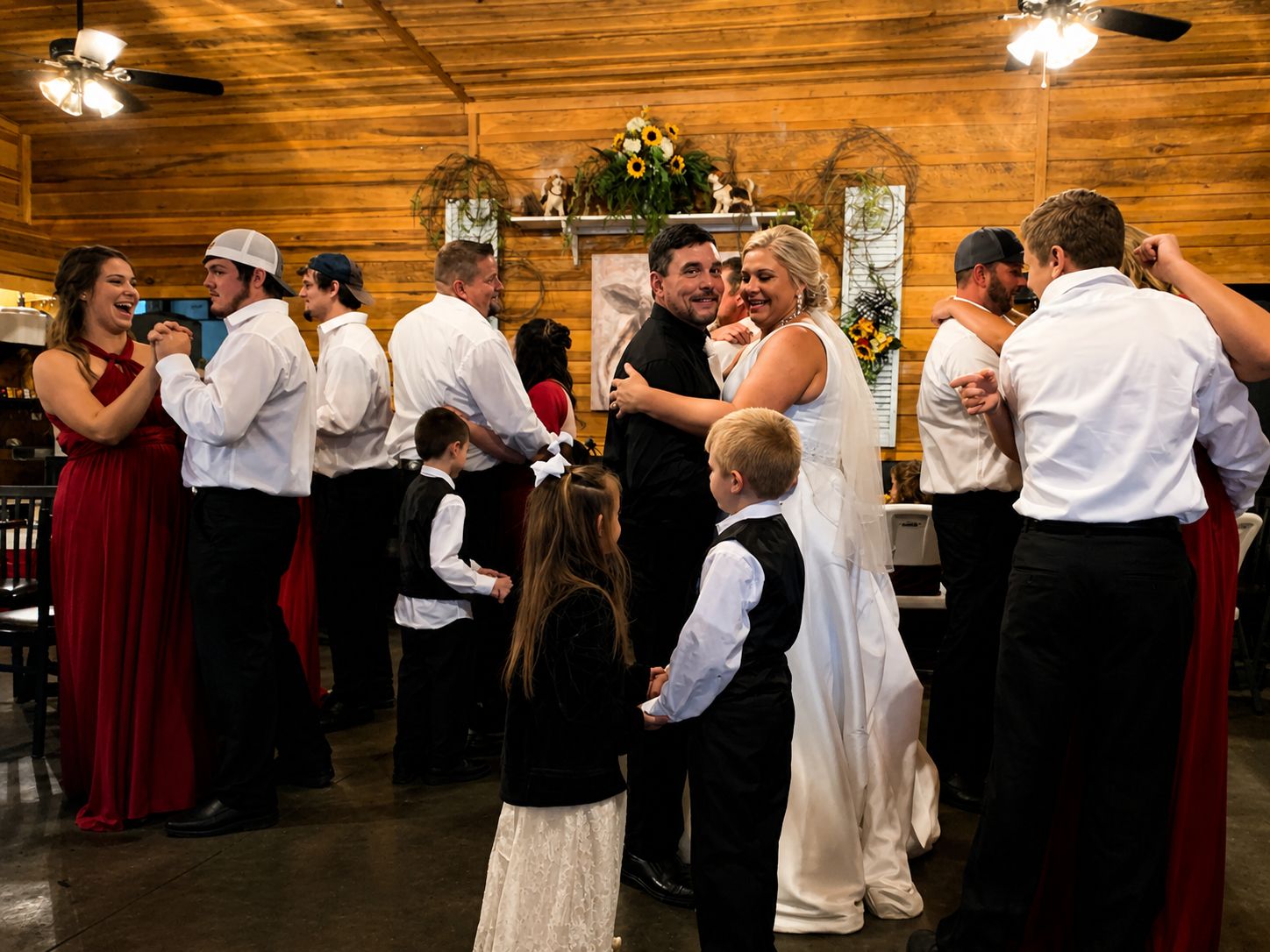 Wedding reception at Adams Breezy Hill Farm in Princeton, Kentucky