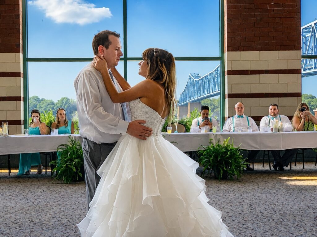 Hopkinsville Kentucky Wedding DJ 4 Owensboro KY Blue Bridge wedding first dance