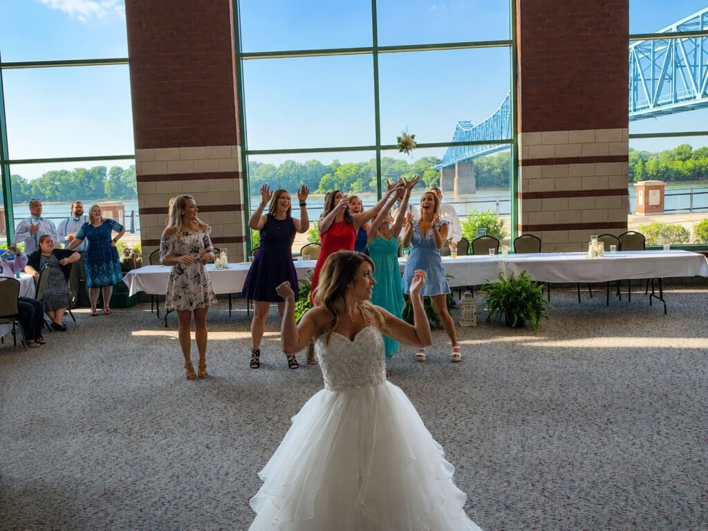 Hopkinsville Kentucky Wedding DJ 5 Owensboro KY Blue Bridge wedding bouquet toss