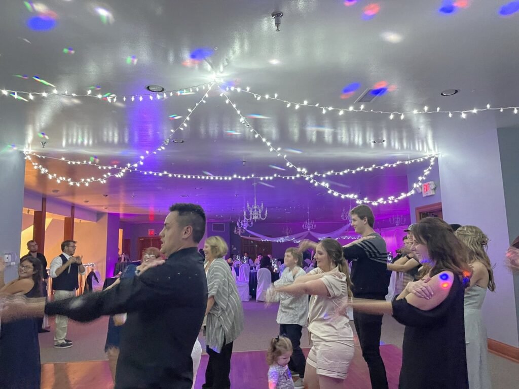 Hopkinsville Kentucky Wedding DJ 11 Owensboro KY wedding dance floor line dance