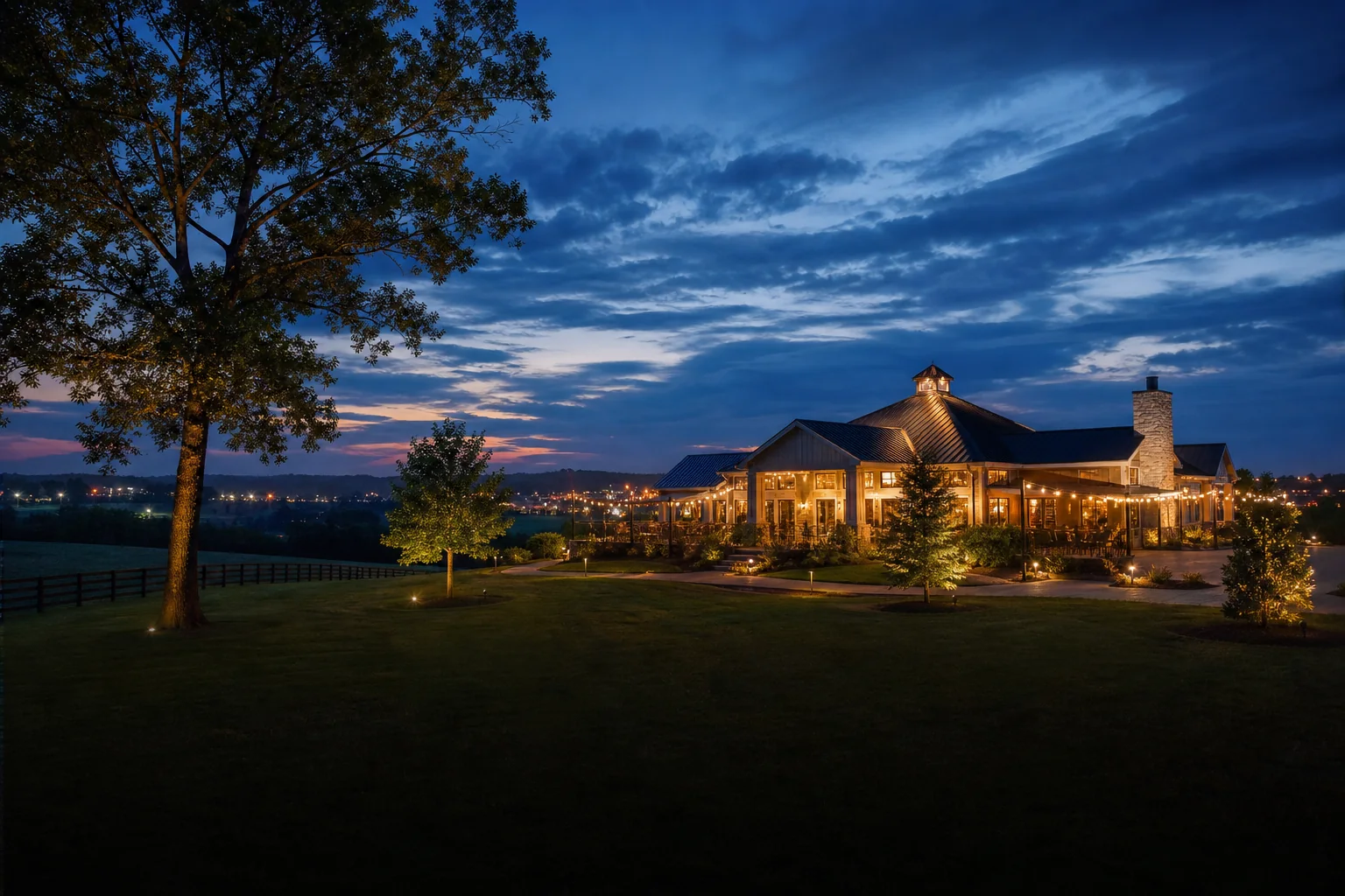Hopkinsville Kentucky wedding celebration atmosphere at twilight